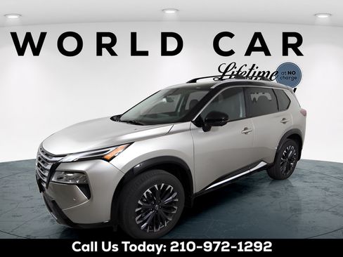 Used 2025 Nissan Rogue Platinum AWD/4WD image 7