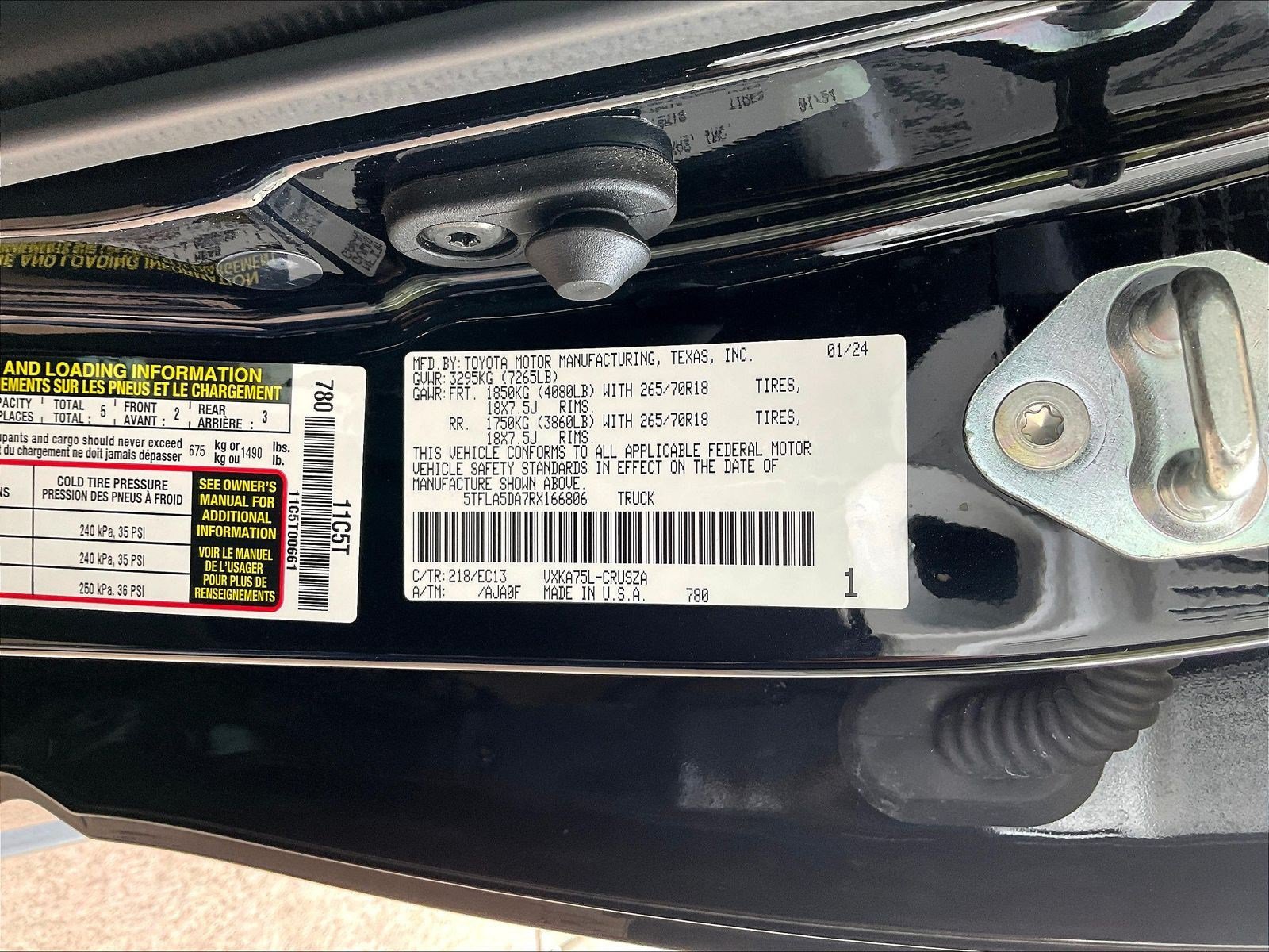 Used 2024 Toyota Tundra SR5 w/ SR5 Premium Package AWD/4WD image 20