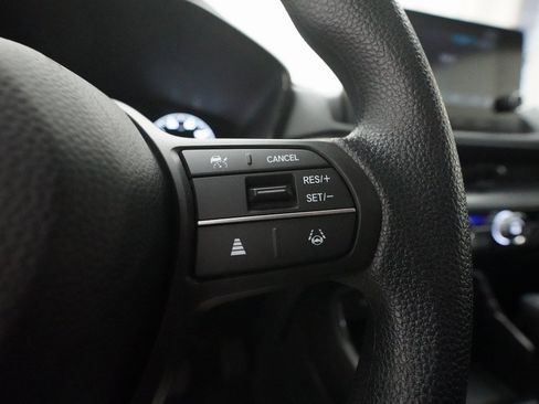 Certified 2023 Honda CR-V LX image 18