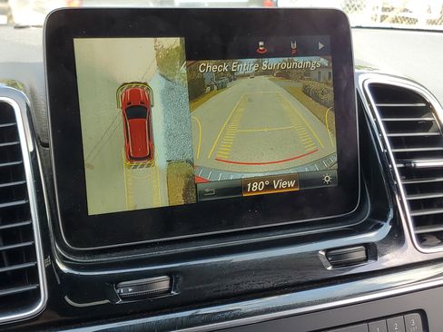 Used 2017 Mercedes-Benz GLE 350 4MATIC w/ Premium 2 Package image 24