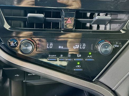 Certified 2024 Toyota Camry SE image 14