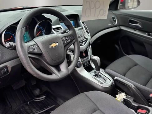 Used 2015 Chevrolet Cruze LT FWD image 9