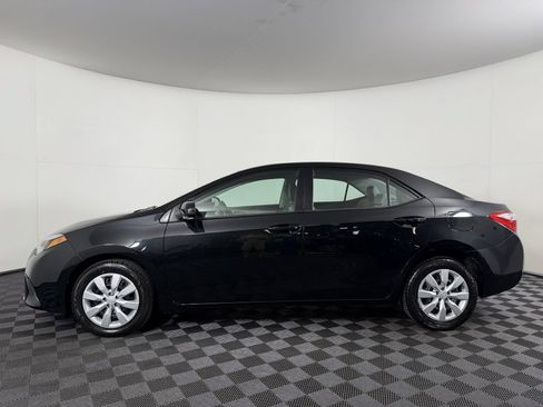 Used 2016 Toyota Corolla LE FWD image 10