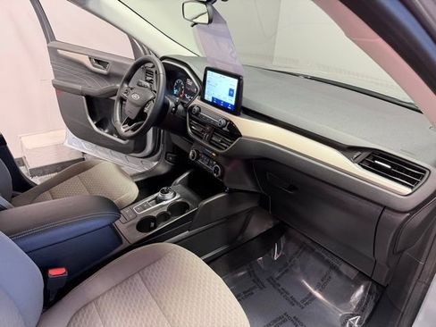 Used 2022 Ford Escape SE w/ Cold Weather Package AWD/4WD image 23