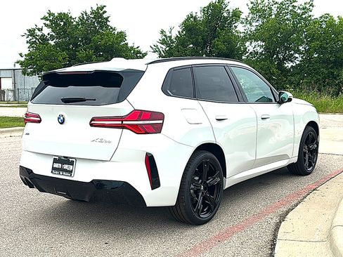 New 2026 BMW X3 xDrive30i w/ Premium Package AWD/4WD image 8