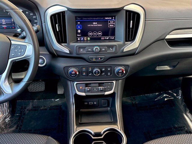 Used 2024 GMC Terrain SLE w/ Driver Convenience Package FWD image 27
