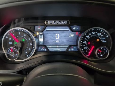 New 2026 RAM 1500 4x4 Crew Cab image 18