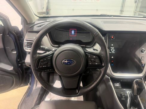 Used 2025 Subaru Outback Onyx Edition AWD/4WD image 26