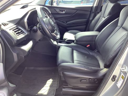 Used 2023 Subaru Ascent Limited w/ Technology Package AWD/4WD image 6