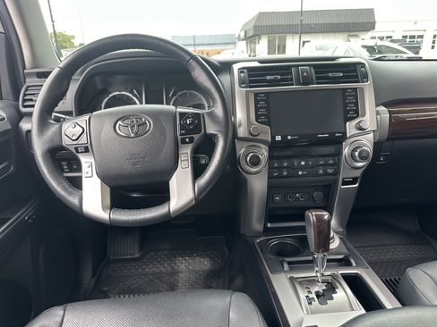 Used 2024 Toyota 4Runner Limited AWD/4WD image 15