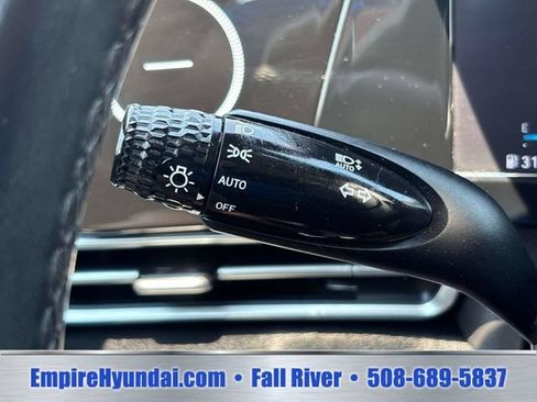 Used 2022 Hyundai Elantra SEL w/ Convenience + Premium Package FWD image 28