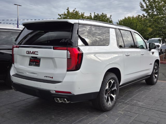 New 2026 GMC Yukon XL AT4 w/ AT4 Premium Plus Package AWD/4WD image 4