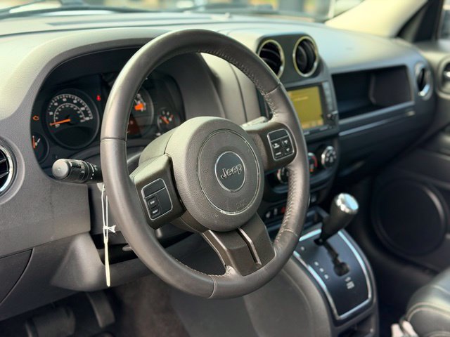 Used 2017 Jeep Patriot High Altitude AWD/4WD image 8