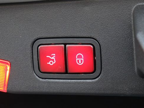 Used 2018 Mercedes-Benz SL 450 image 52