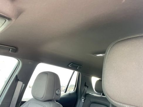 Used 2026 Chevrolet Equinox LT AWD/4WD image 28