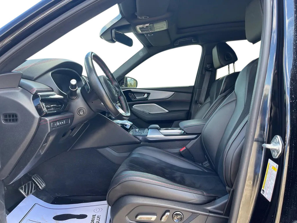 Used 2023 Acura MDX A-Spec AWD/4WD image 17