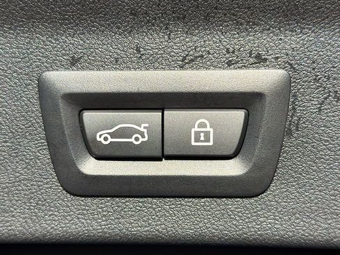 Used 2023 BMW X3 xDrive30i w/ Premium Package image 13