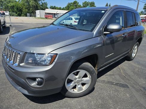 Used 2014 Jeep Compass Latitude w/ Sun/Sound Group FWD image 1