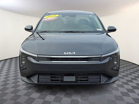 Certified 2025 Kia K4 LX image 2