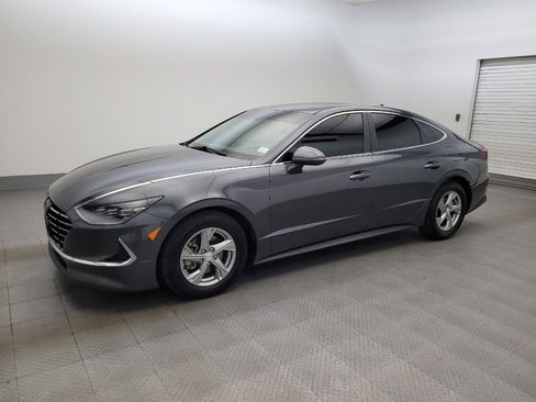 Used 2023 Hyundai Sonata SE FWD image 2