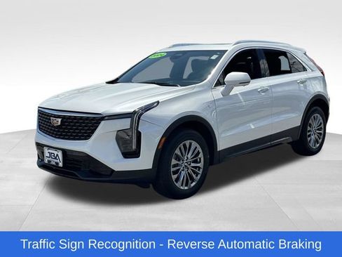 Used 2024 Cadillac XT4 Premium Luxury w/ Active Safety Package AWD/4WD image 25