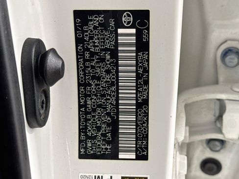 Used 2020 Toyota Corolla XSE FWD image 40