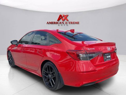 Used 2022 Honda Civic Sport image 3