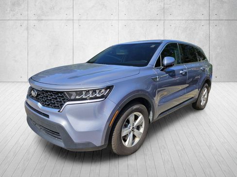 Used 2021 Kia Sorento LX FWD image 6