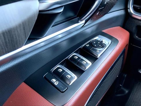 Used 2025 Kia Telluride SX FWD image 35