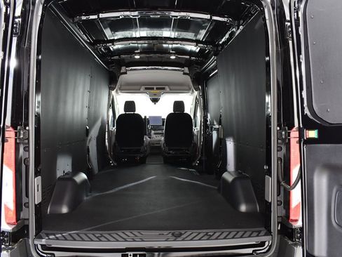 New 2026 Ford Transit 250 148 Medium Roof Extended AWD image 20