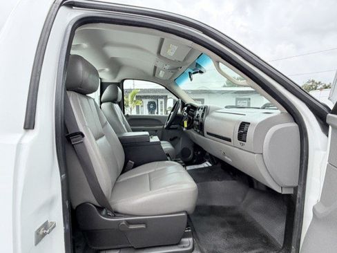Used 2013 Chevrolet Silverado 3500 W/T RWD image 17