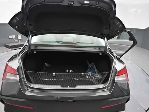 New 2026 Hyundai Elantra Sport FWD image 13