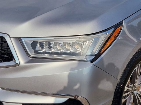 Used 2017 Acura MDX SH-AWD image 8