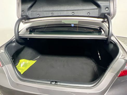 Used 2024 Toyota Camry SE FWD image 32