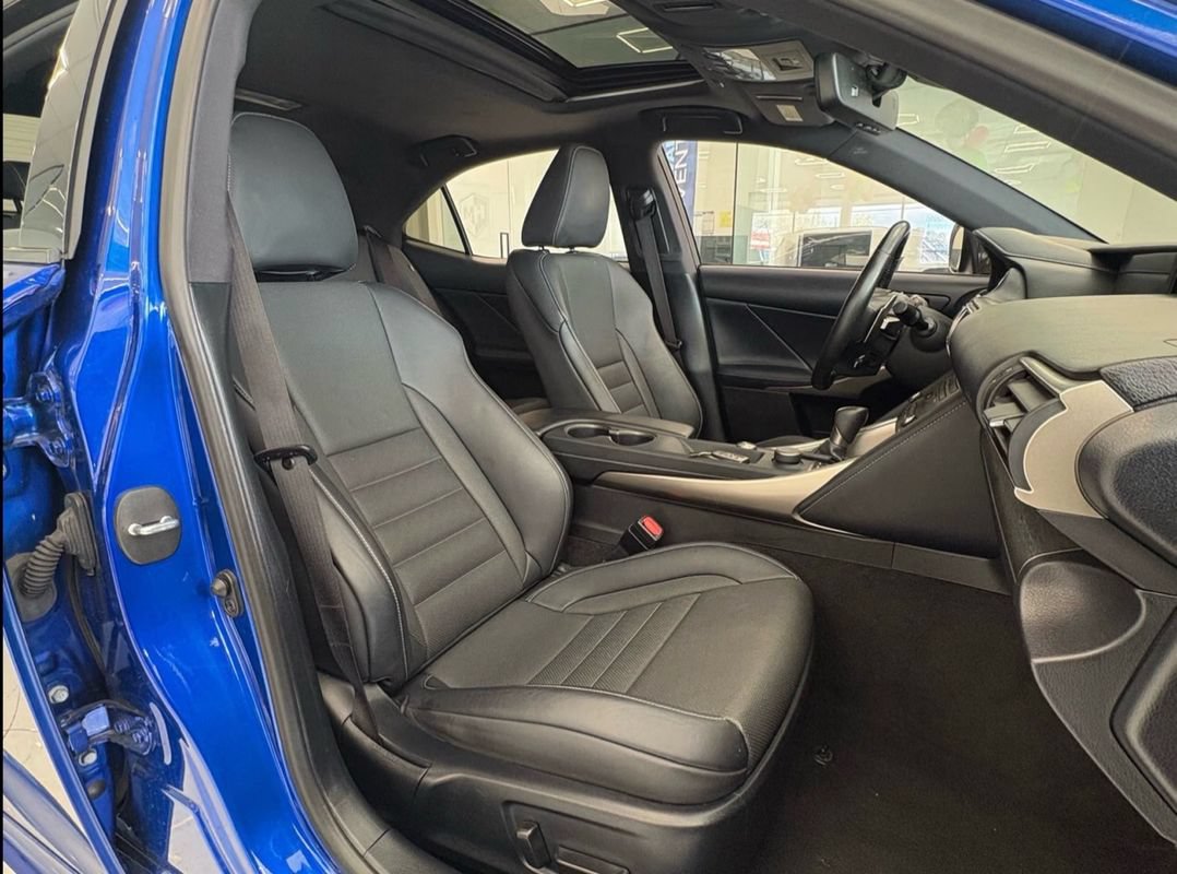 Used 2020 Lexus IS 300 F Sport w/ Blackline Edition AWD/4WD image 23