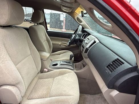 Used 2007 Toyota Tacoma PreRunner image 28
