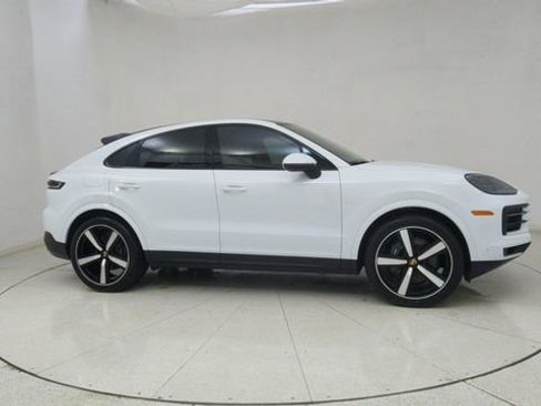 Used 2025 Porsche Cayenne Coupe AWD/4WD image 61