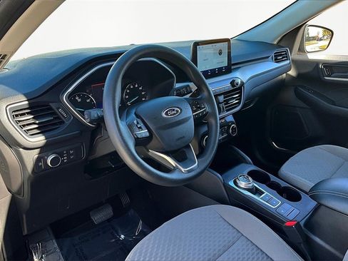 Used 2022 Ford Escape SE image 14
