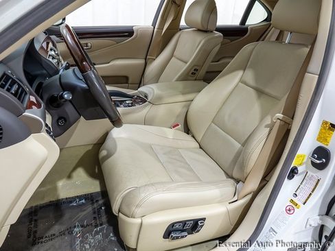 Used 2014 Lexus LS 460 AWD image 9