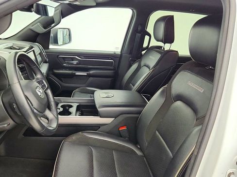 Used 2022 RAM 1500 Laramie w/ Sport Appearance Package AWD/4WD image 18
