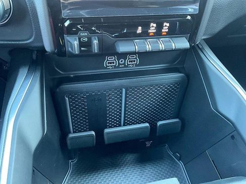 New 2026 RAM 1500 Laramie w/ Laramie Preferred Package image 24