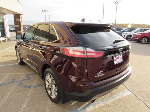Used 2019 Ford Edge Titanium w/ Equipment Group 301A image 7