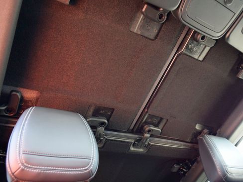 New 2025 Ford Bronco Outer Banks image 24