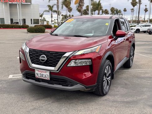 Certified 2023 Nissan Rogue SV FWD image 4