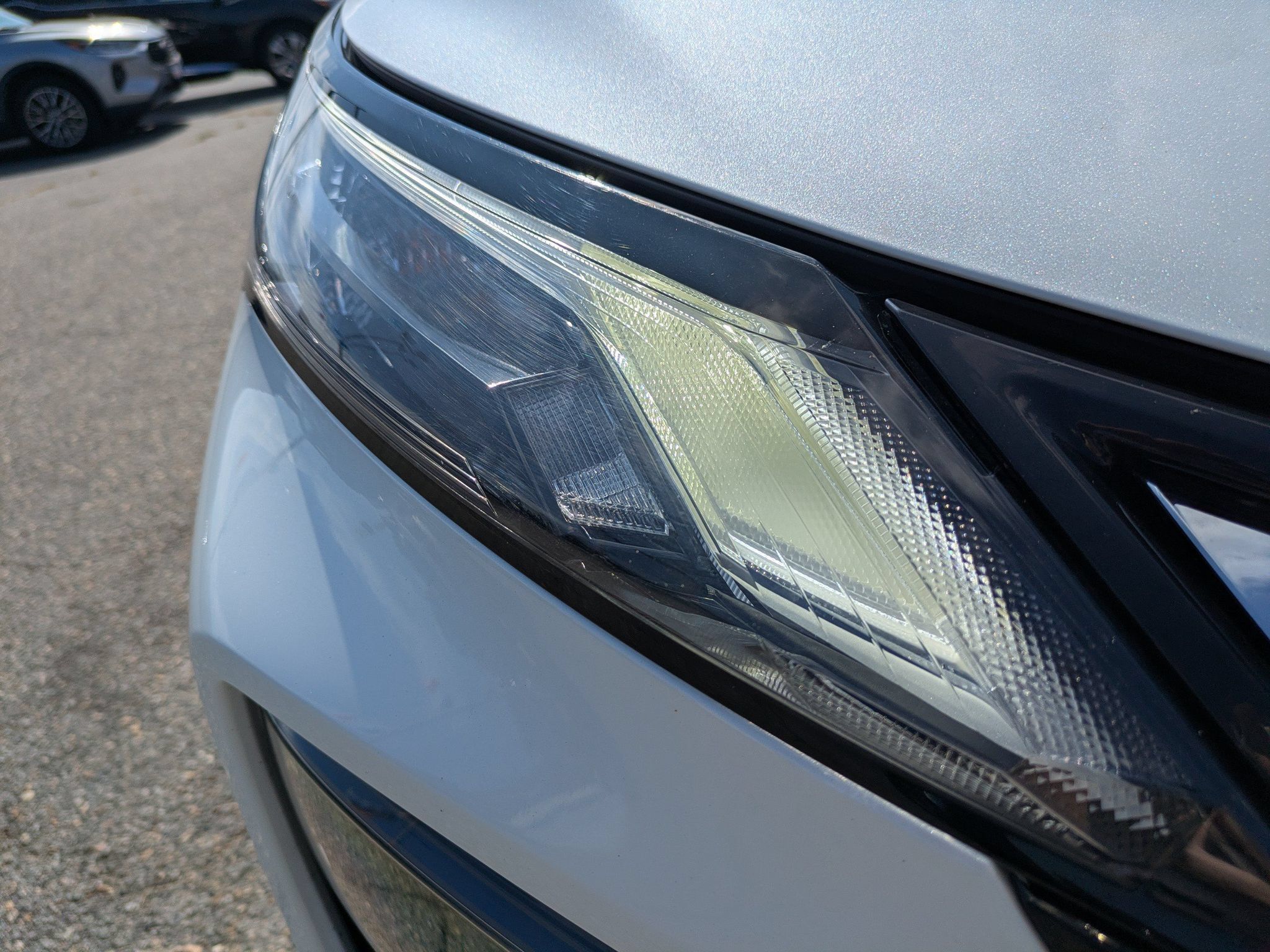 Certified 2024 Nissan Rogue SL FWD image 11