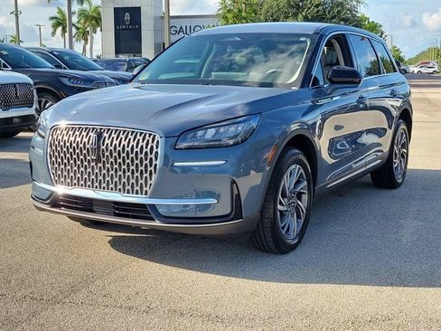 Certified 2023 Lincoln Corsair FWD image 3