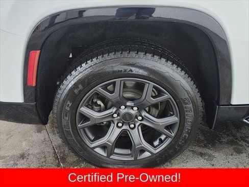 Certified 2026 Jeep Grand Wagoneer L Limited w/ 8-Passenger Seating Package AWD/4WD image 40