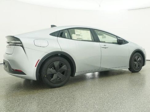 New 2026 Toyota Prius Plug-In Hybrid image 39