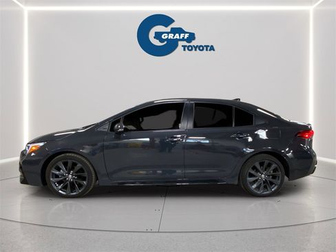 Used 2024 Toyota Corolla XSE image 3