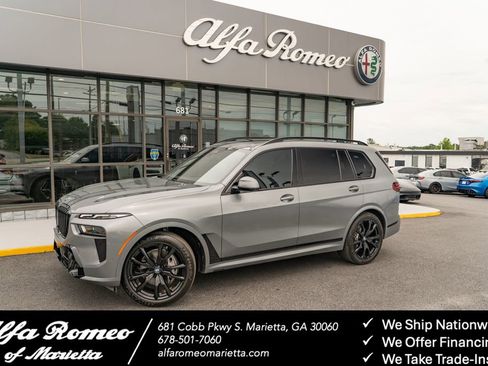 Used 2024 BMW X7 xDrive40i w/ M Sport Package AWD/4WD image 1